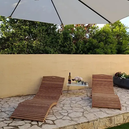 Apartment Ivana Dolores *