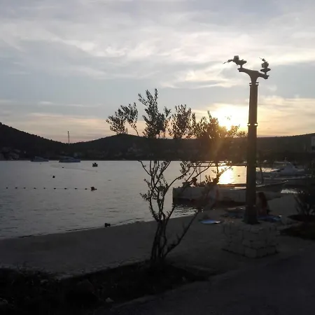 Ivana Dolores Vinišće