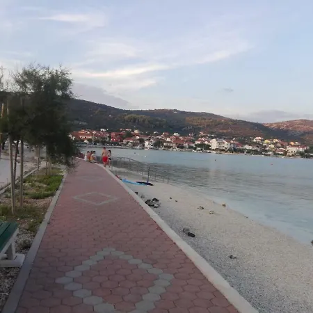 Apartment Ivana Dolores *