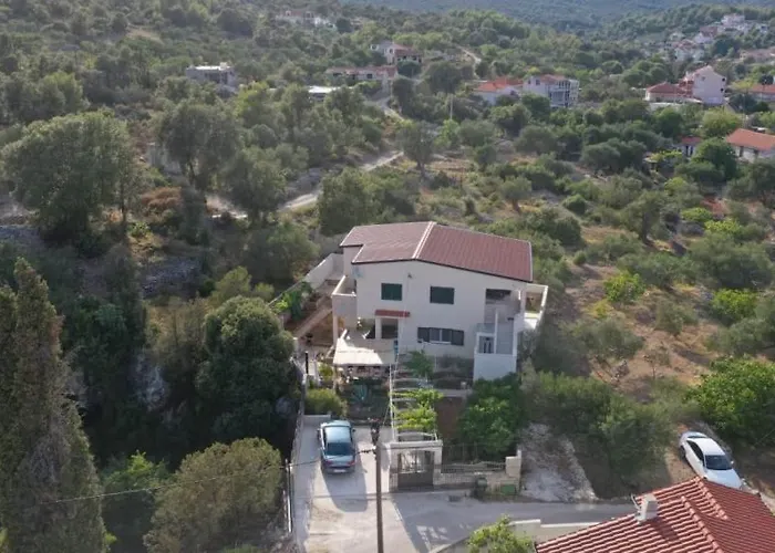Apartman Ivana Dolores *